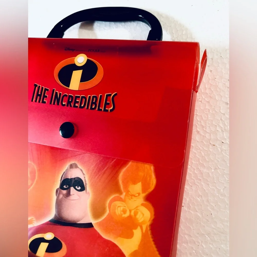 The Incredibles Colored Pencils With Case Disney Parks